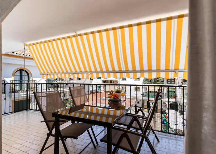 Sur Patios * Фуэнхирола