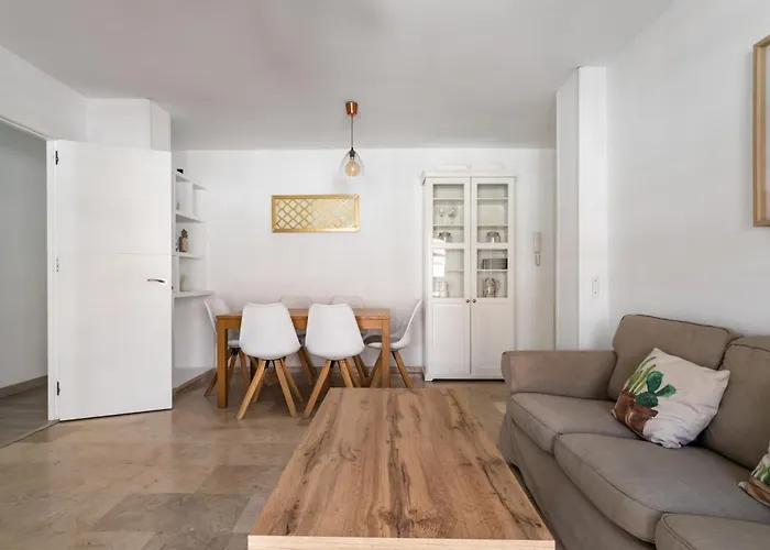 Apartman Sur Patios *